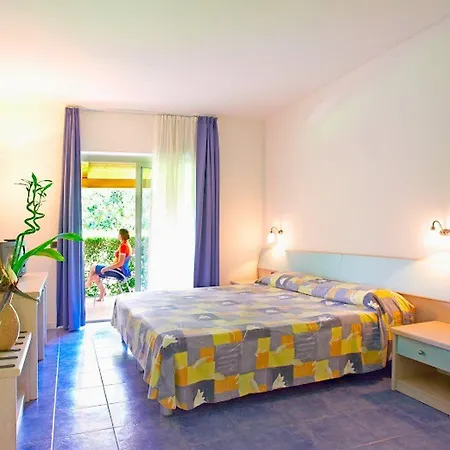 Hotel Futura Club La Praya 4*